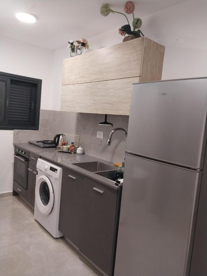 שירת דבורה בבני ברק Apartment Giv'at Shemu'el Exterior foto